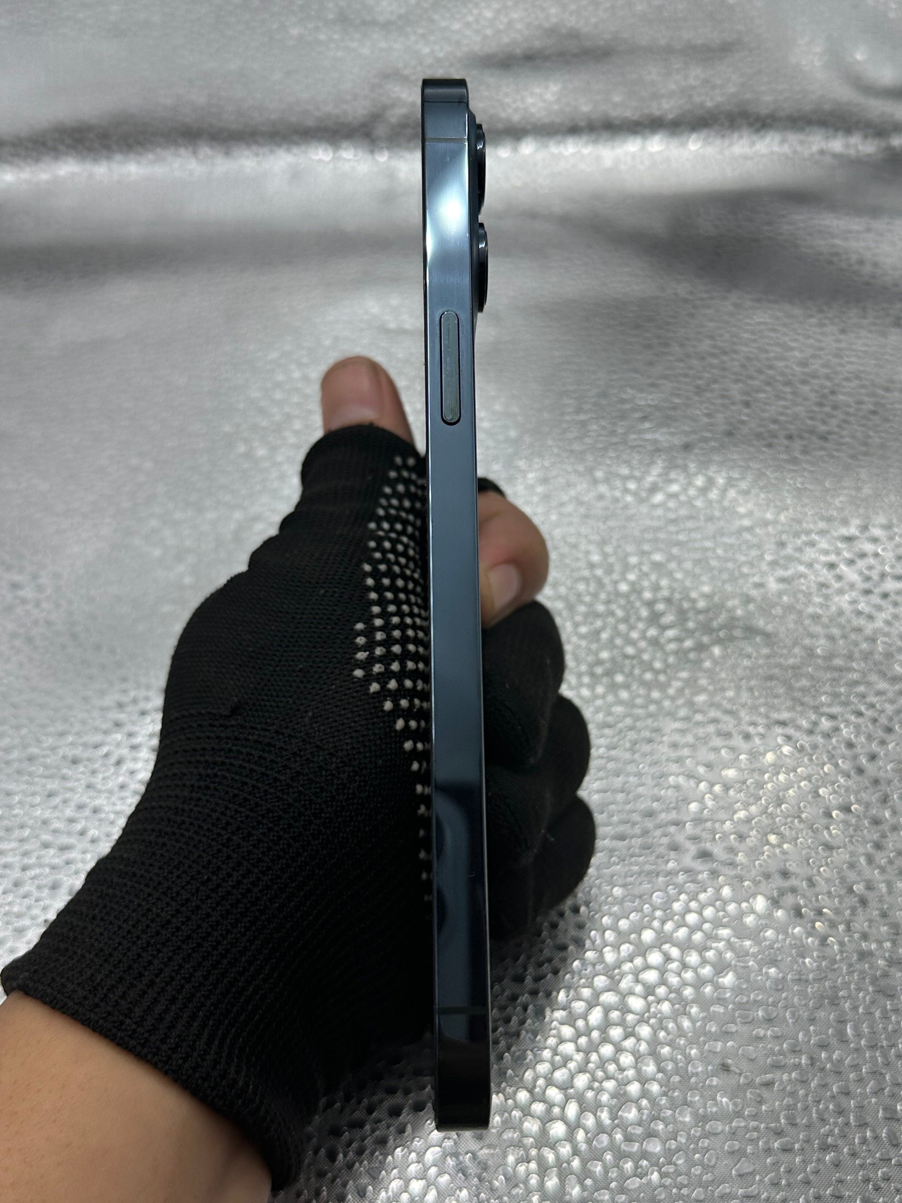 iPhone 12 Pro Max 128GB ex iBox warna Pacific Blue