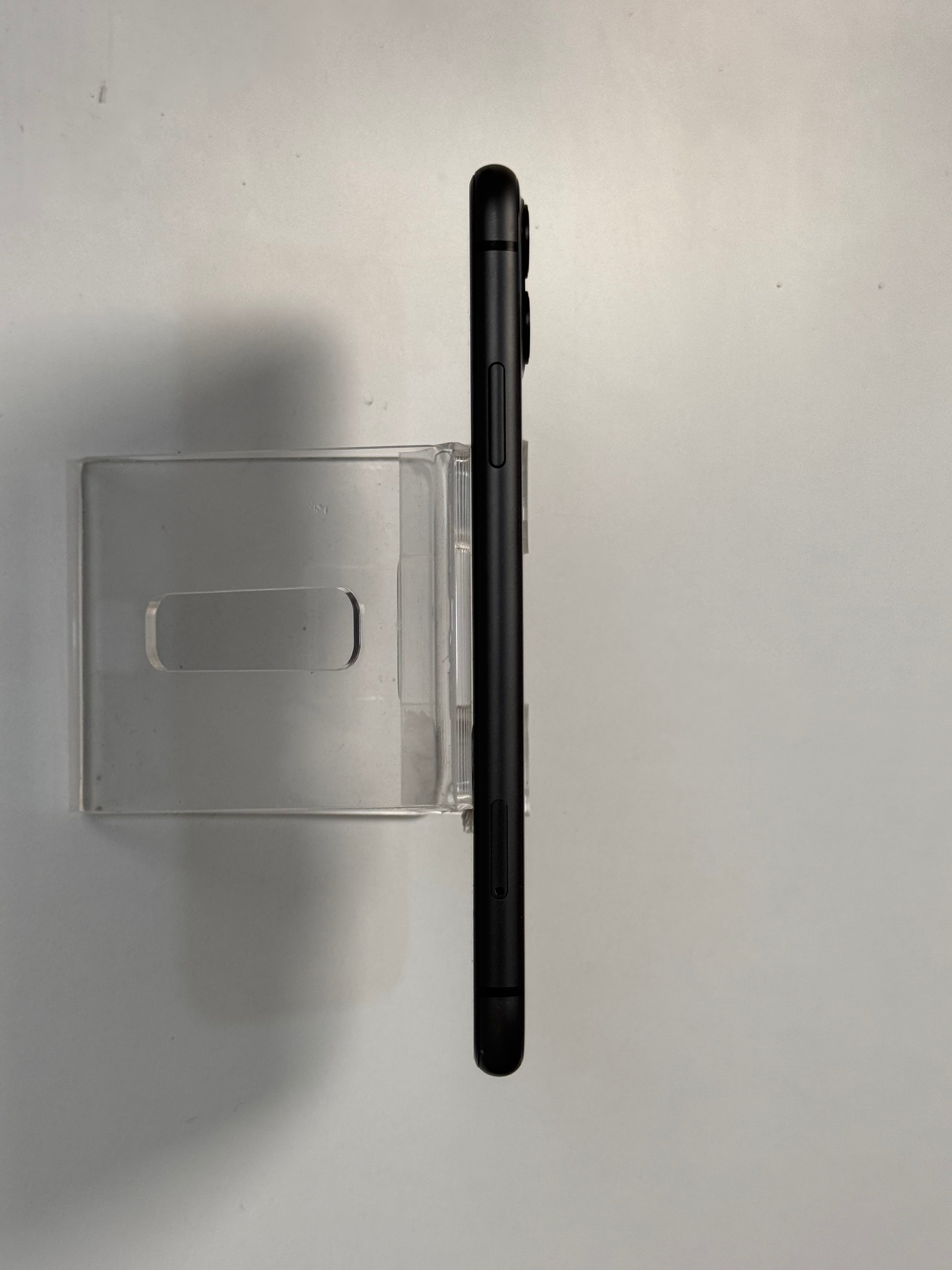 iPhone 11 64GB ex iBox Black