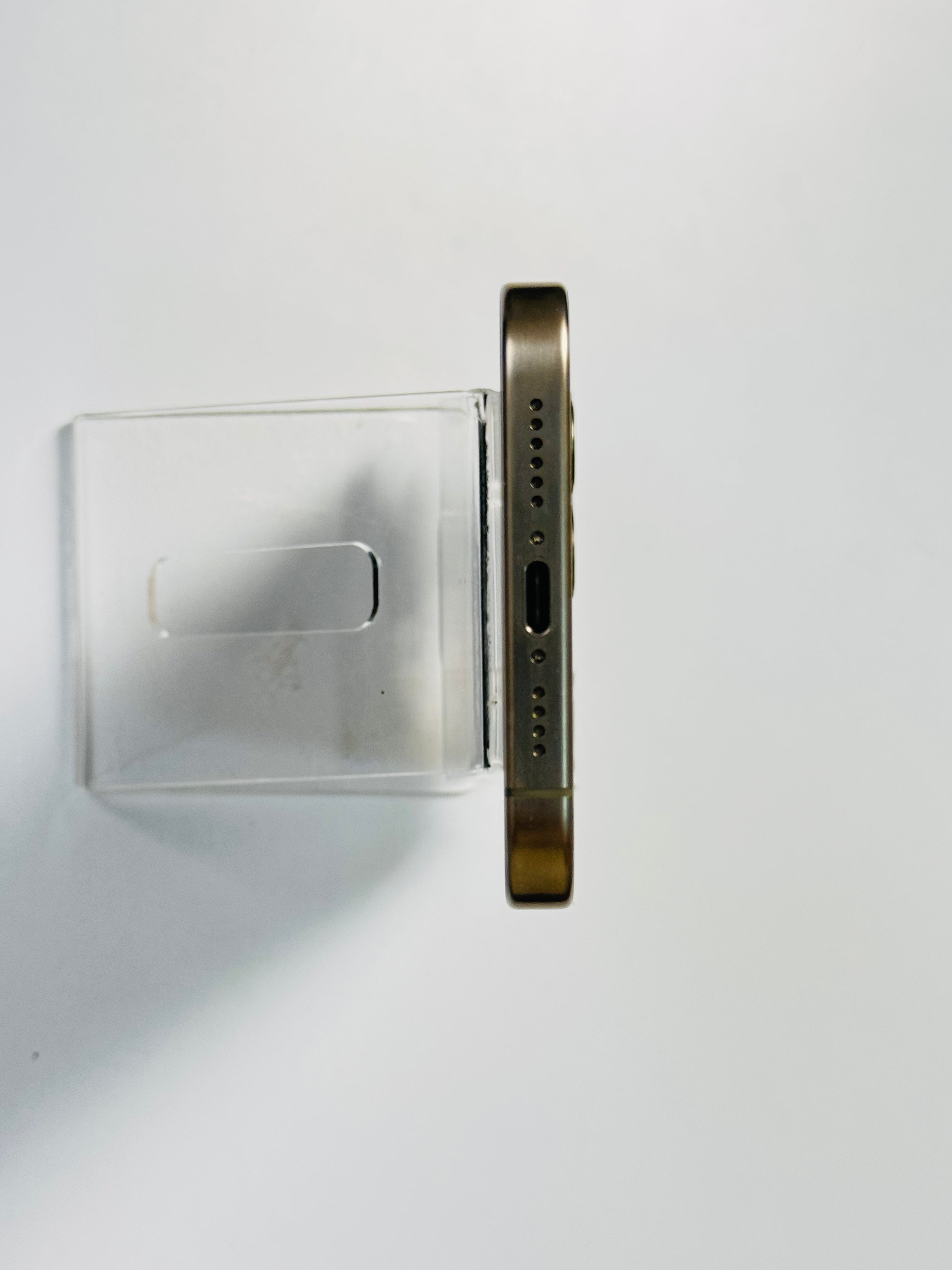 iPhone 15 Pro Max 256GB ex iBox Natural Titanium Kondisi Baik