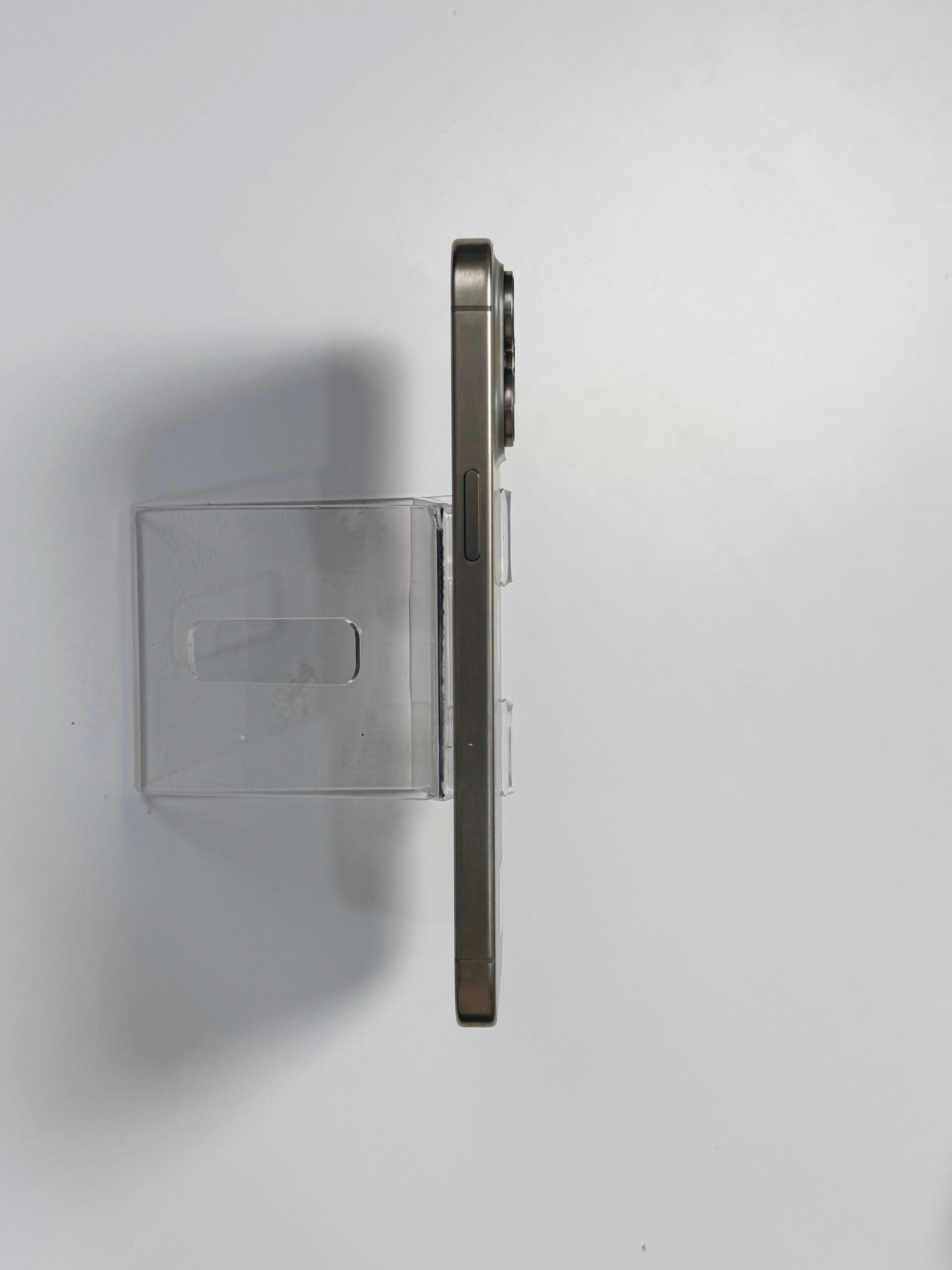 iPhone 15 Pro Max 256GB ex iBox Natural Titanium Kondisi Baik