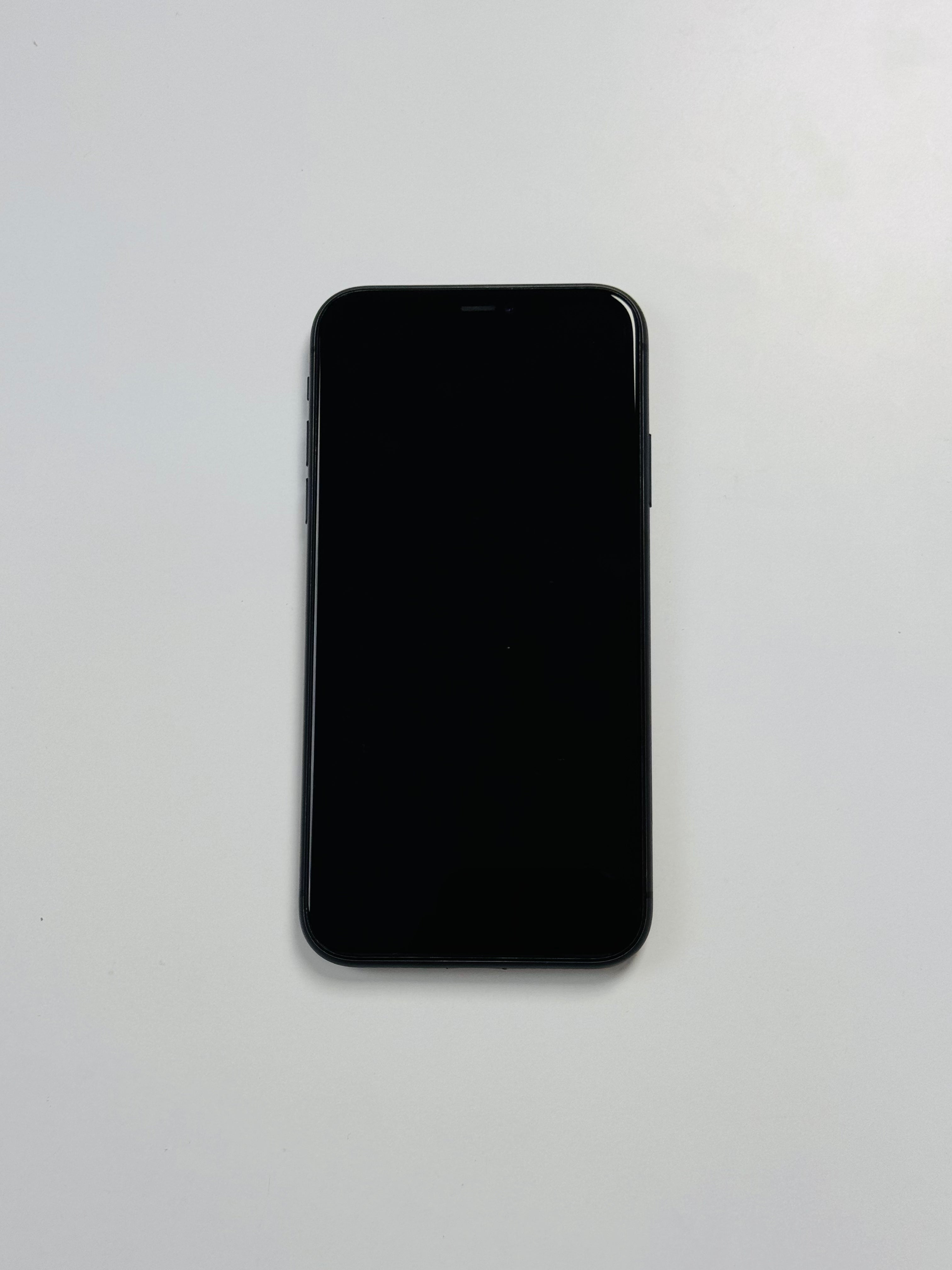 iPhone 11 64GB ex iBox Black Kondisi Baik