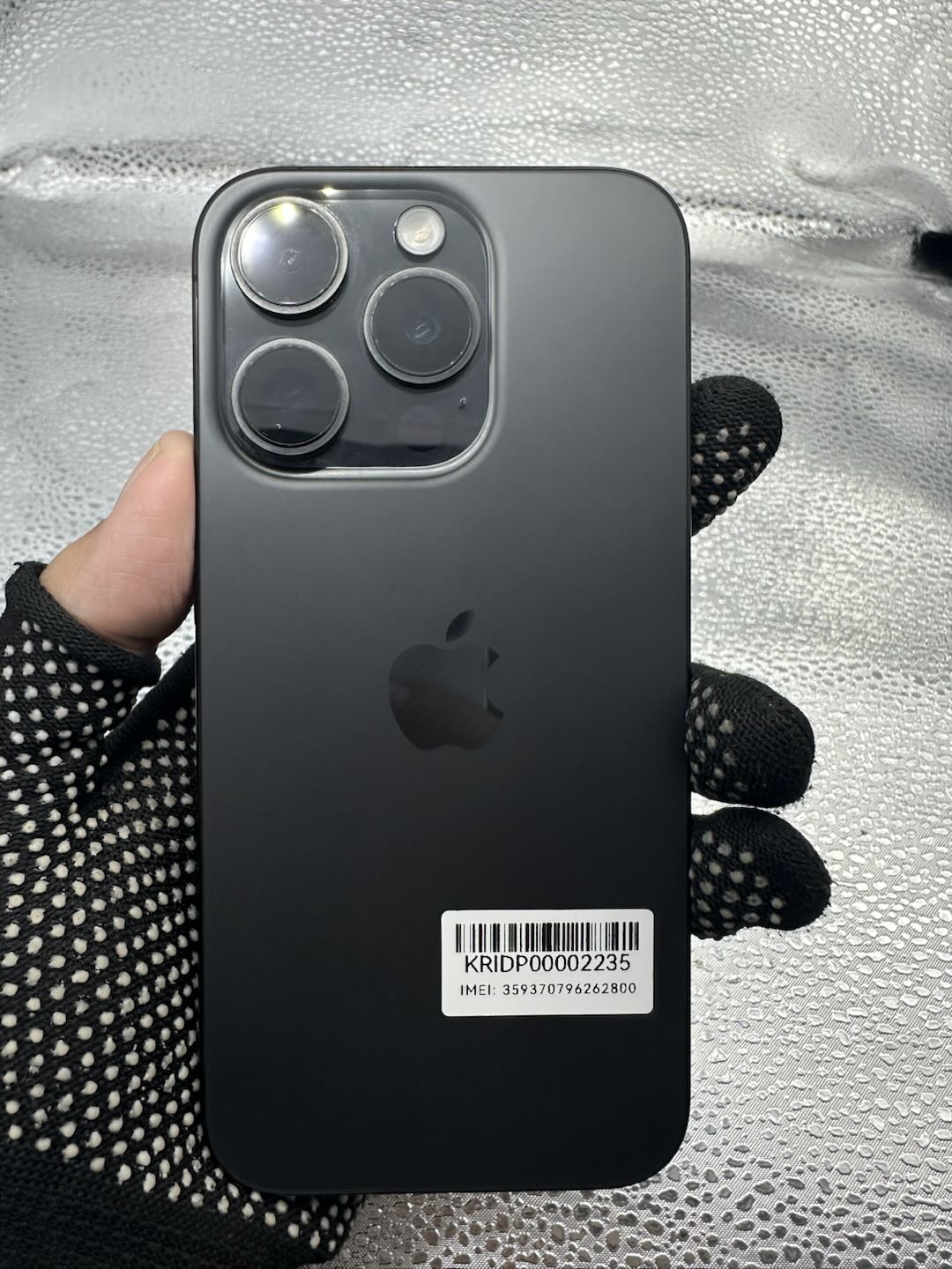 iPhone 15 Pro 128GB ex iBox warna Black Titanium