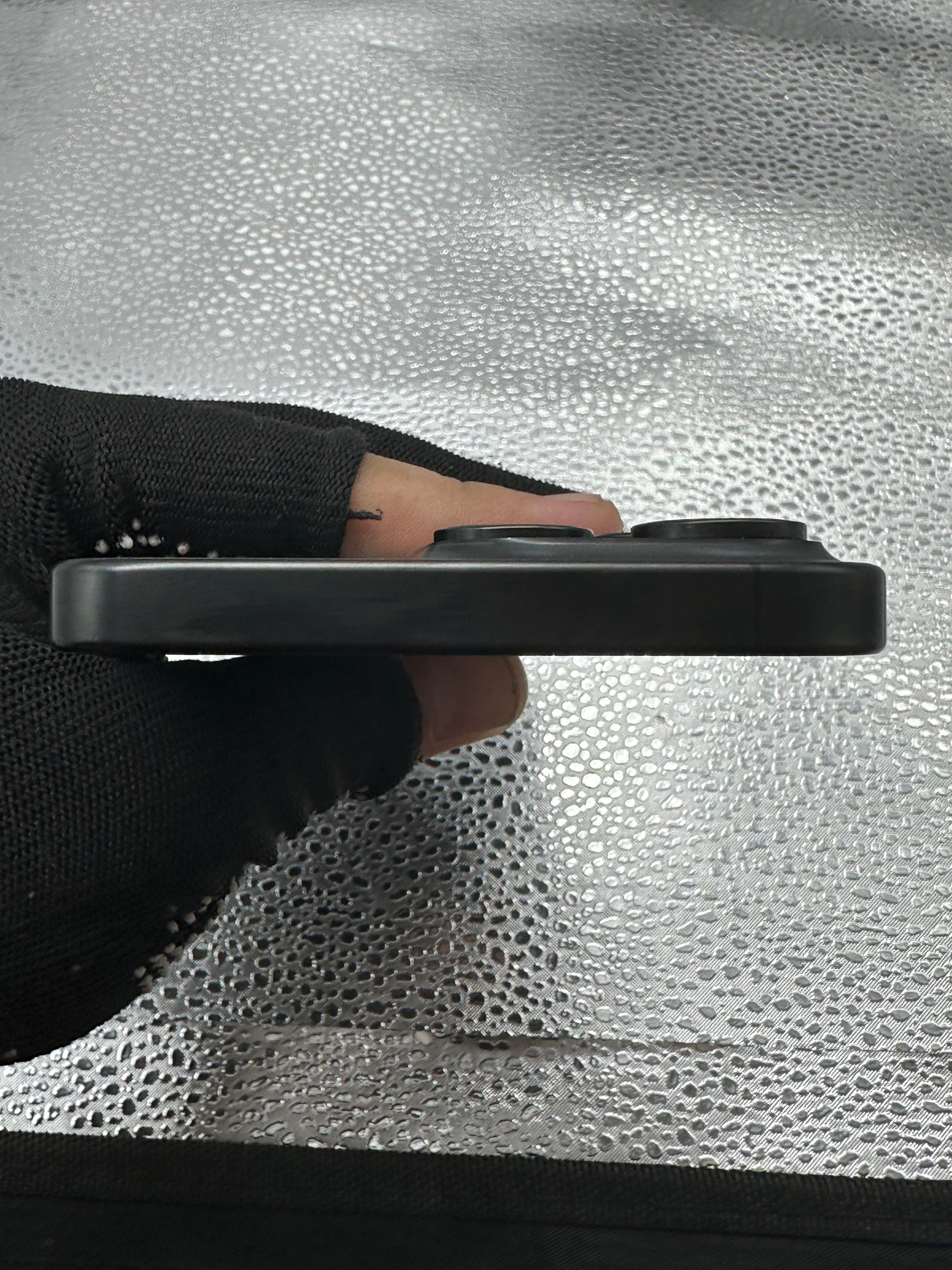 iPhone 15 Pro Max 256GB ex Bea Cukai warna Black Titanium