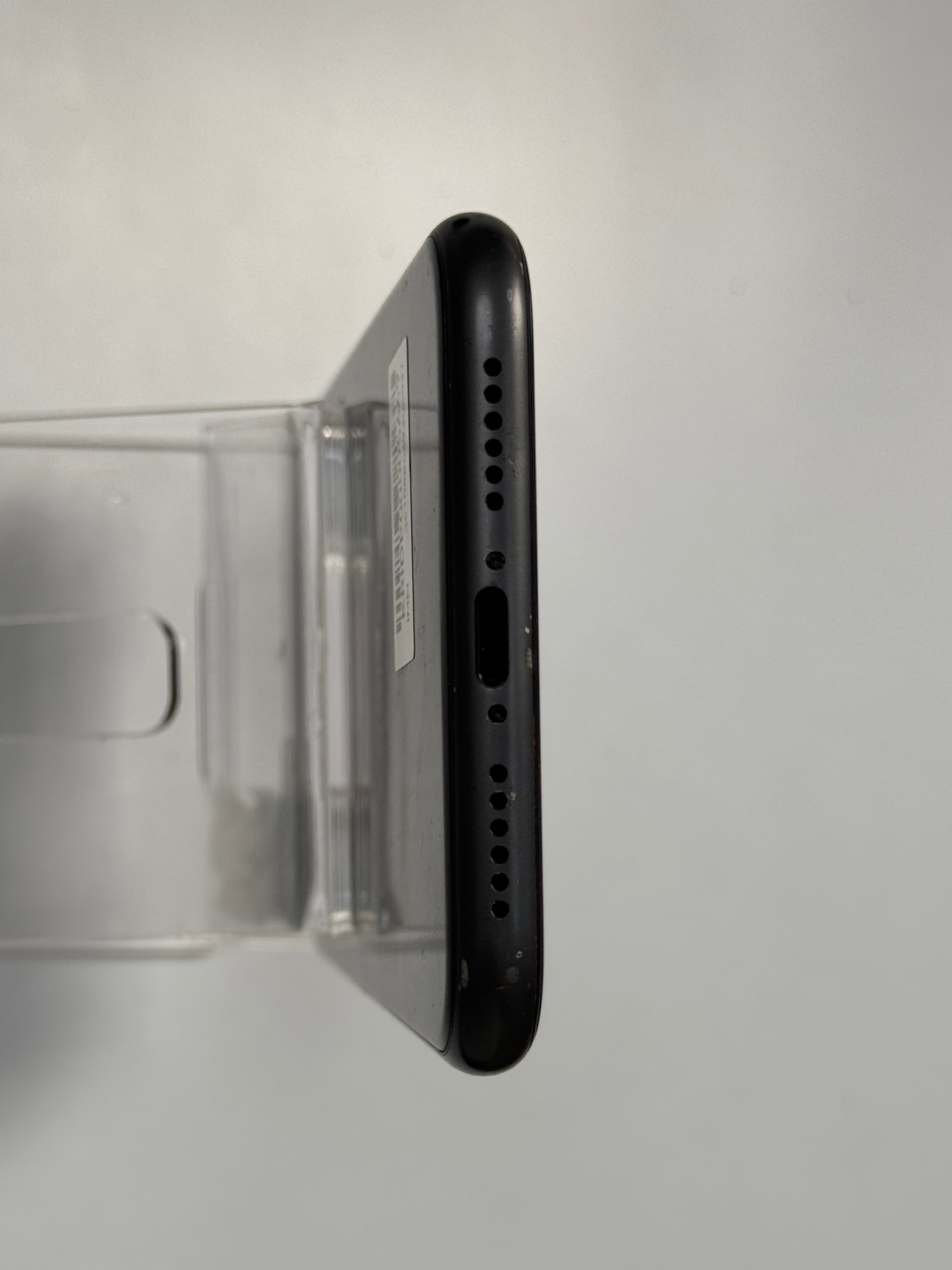 iPhone 11 64GB ex iBox Black