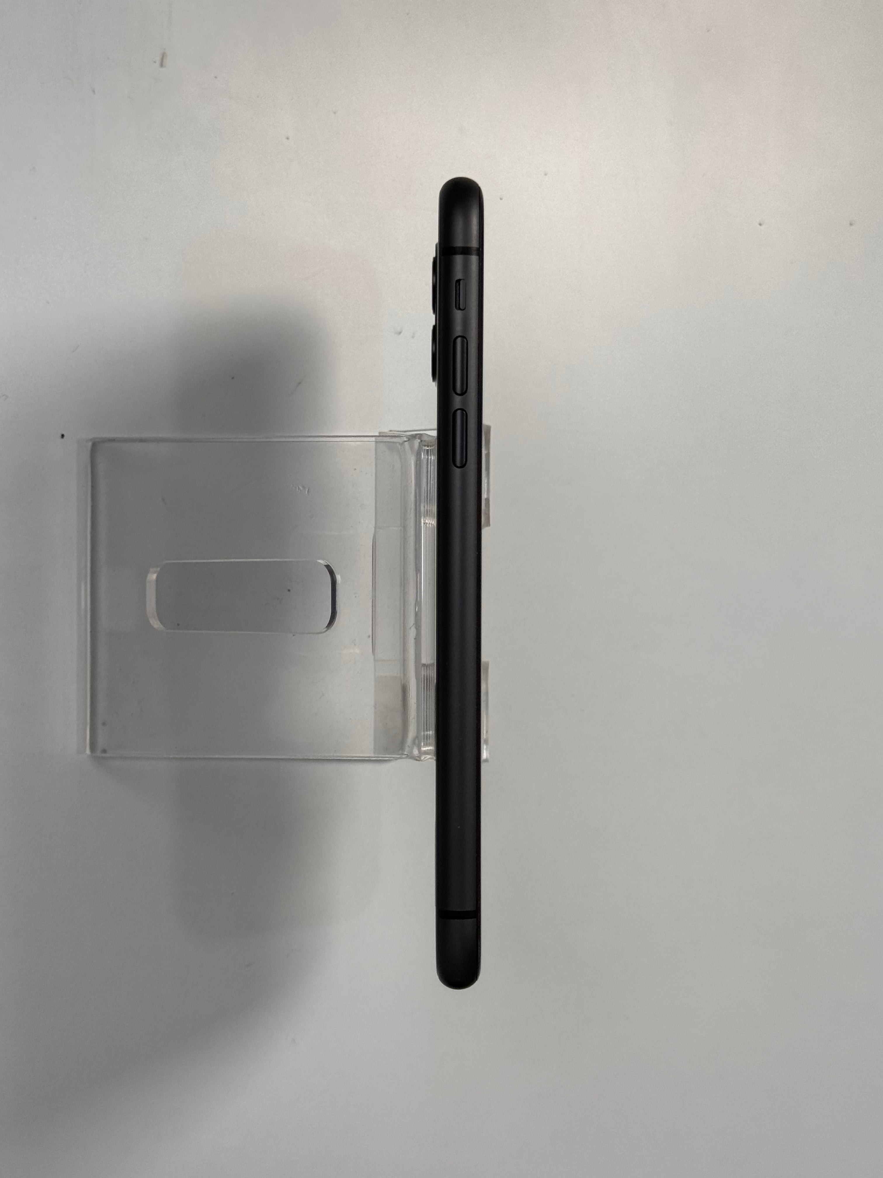 iPhone 11 64GB ex iBox Black