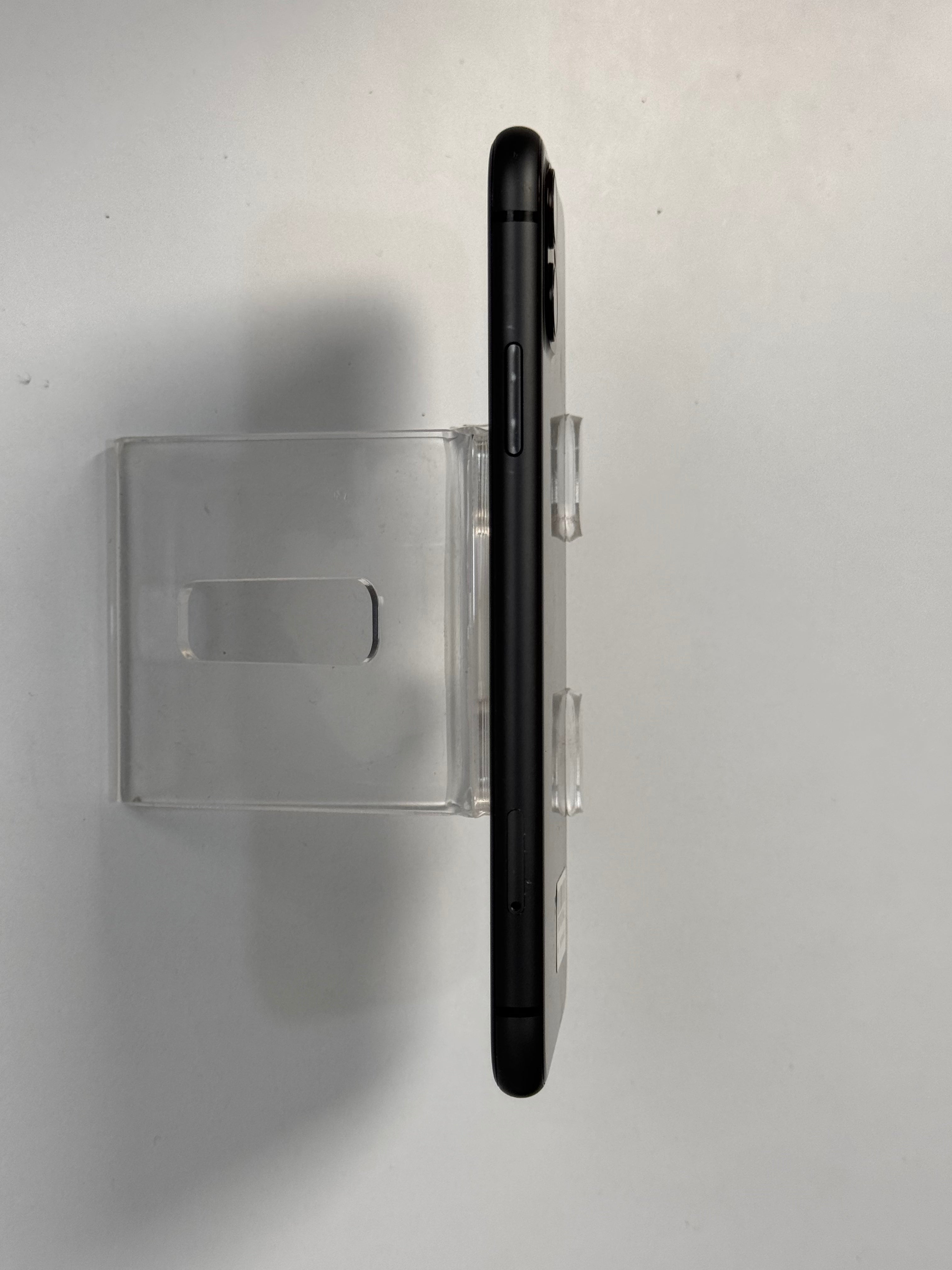 iPhone 11 64GB ex iBox Black