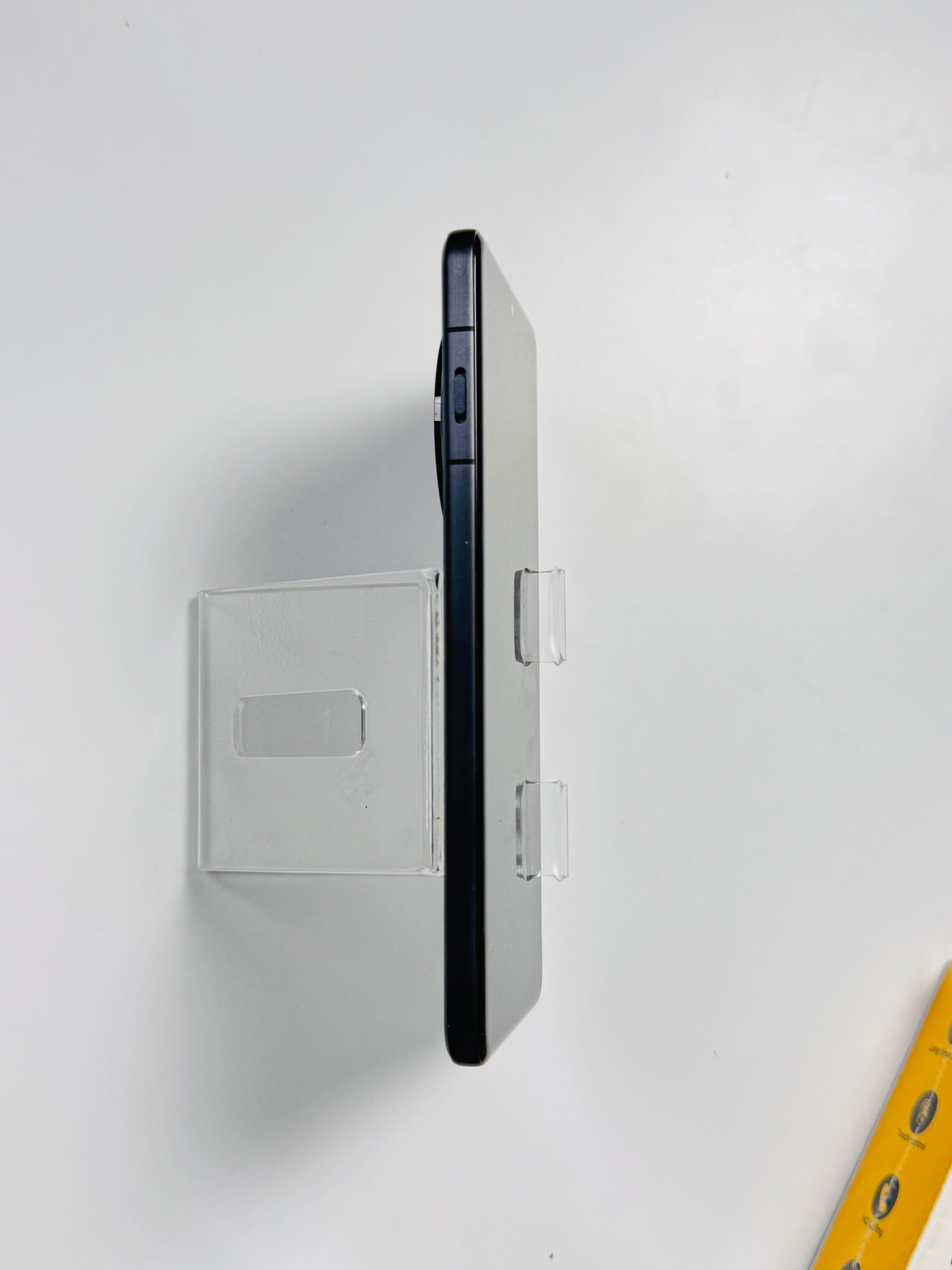 OPPO Find X8 Pro 512GB ex SEIN Space Black Kondisi Baik