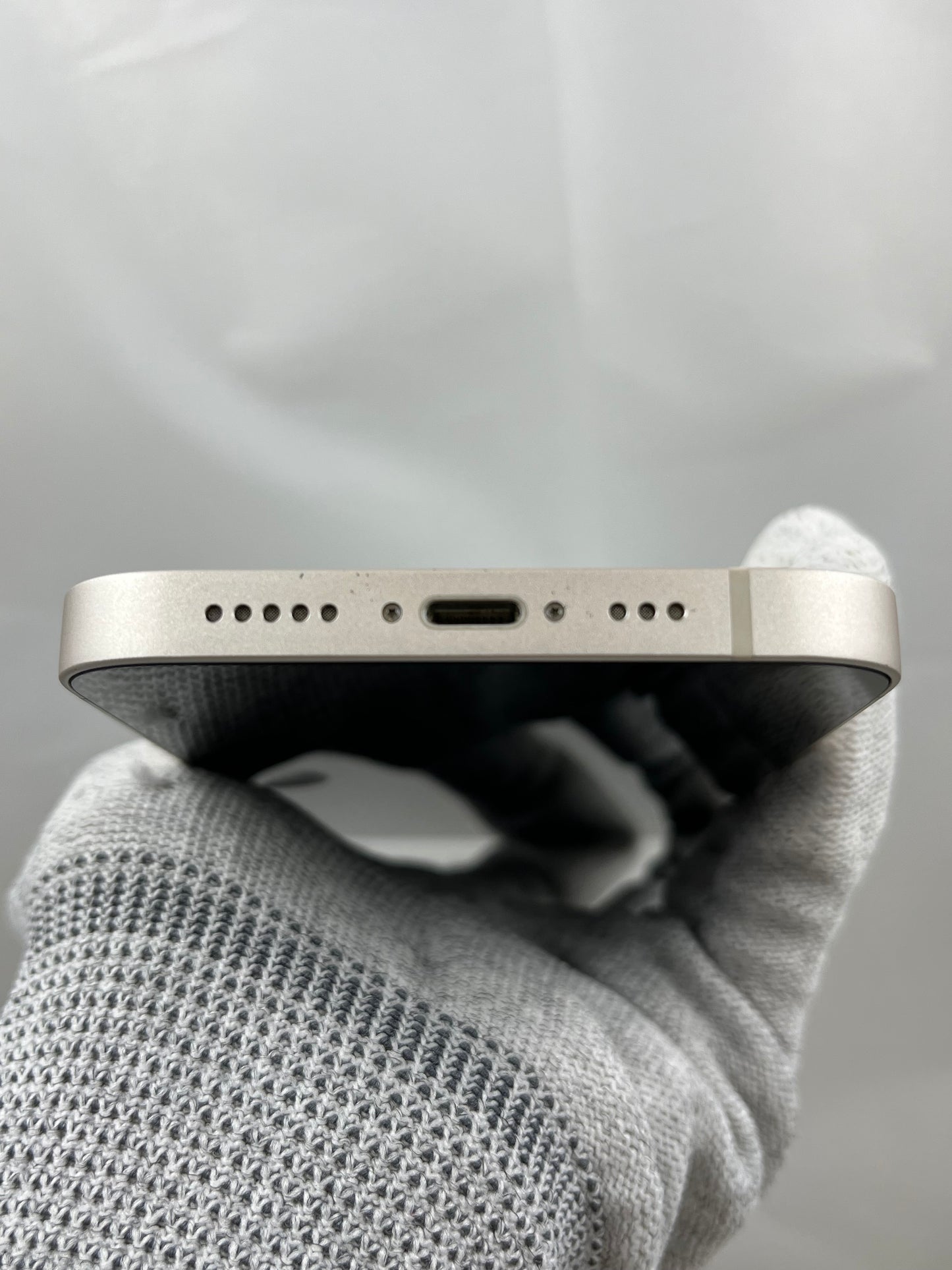 iPhone 13 128GB White - ex iBox Like New