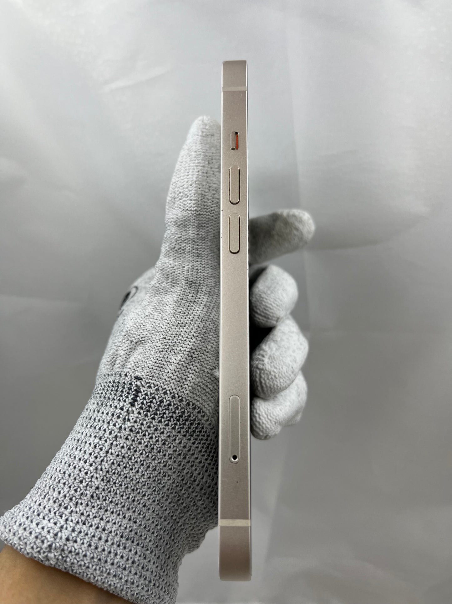 iPhone 13 128GB White - ex iBox Like New