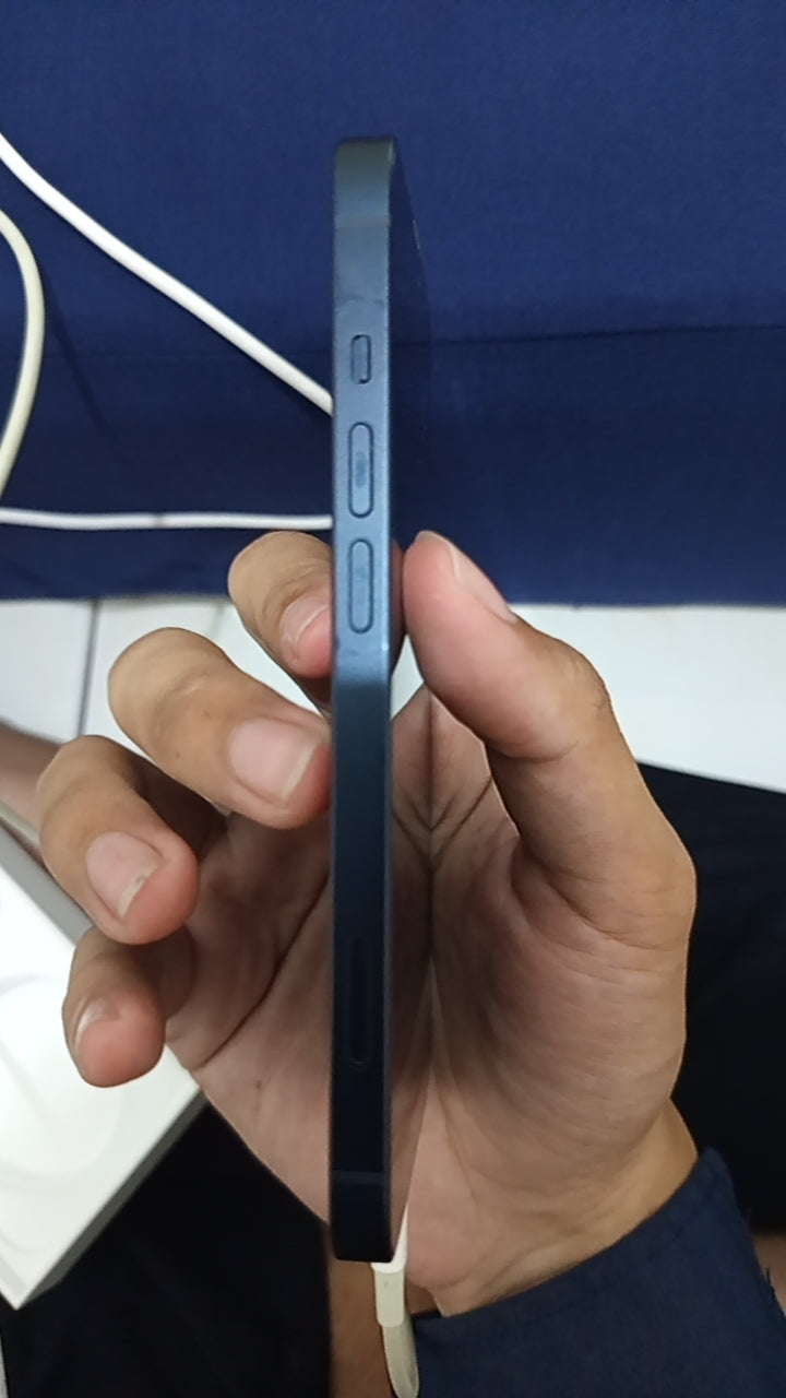 iPhone 13 128GB ex iBox Midnight