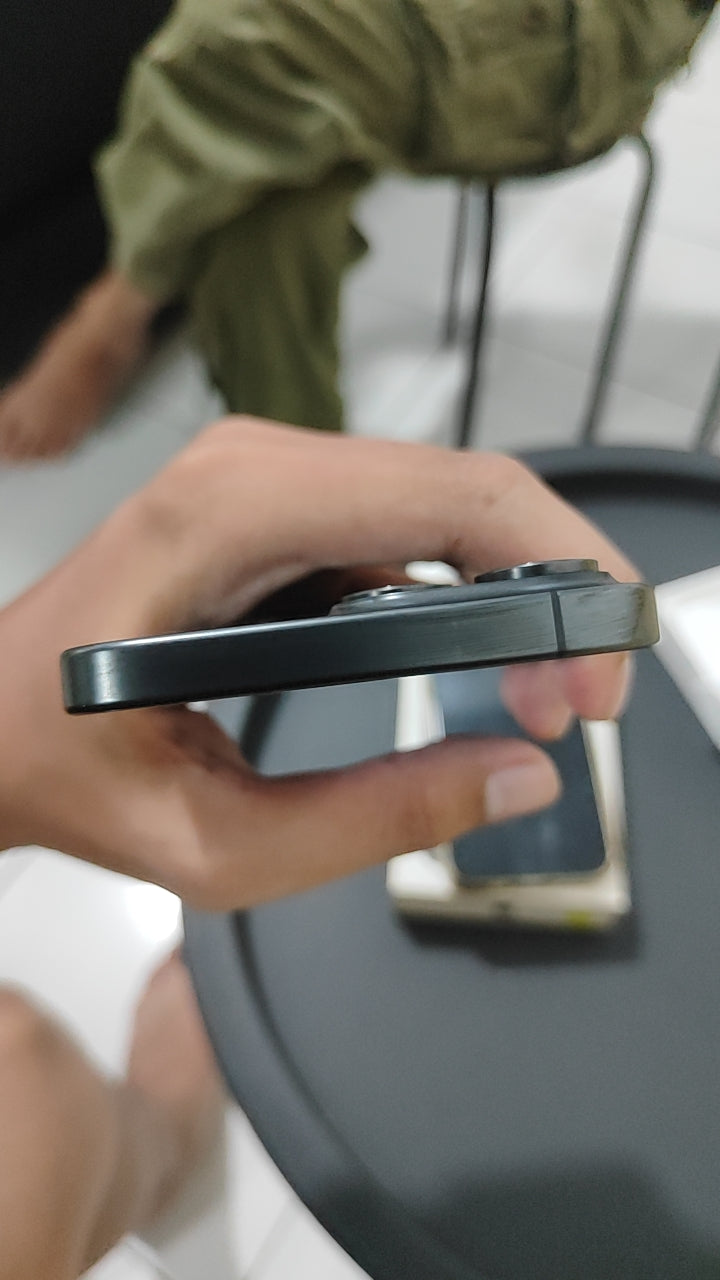 iPhone 15 Pro Max 256GB ex iBox Black Titanium