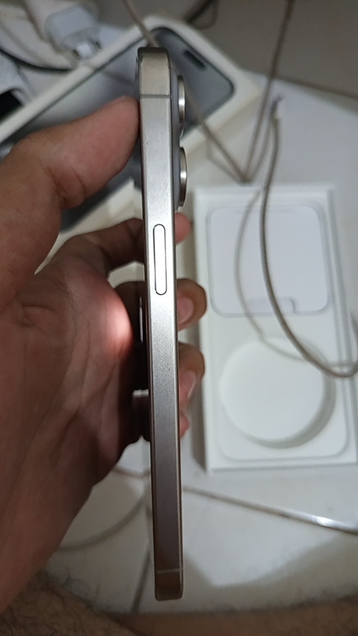 iPhone 15 Pro Max 256GB ex iBox Natural Titanium